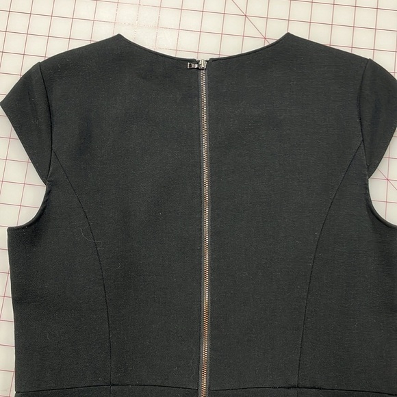 LOFT Cap Sleeve Scoop Neck "Little Black Dress"  Two Pocket Career Dress SZ 8 - Picture 8 of 14
